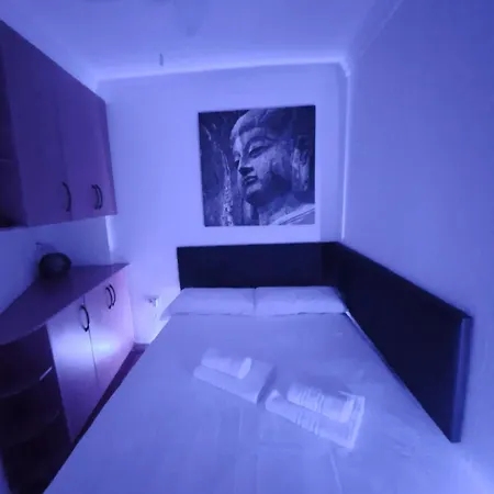 Spanish Sunrise Americas Apartment *