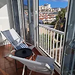 Spanish Sunrise Americas شقة *