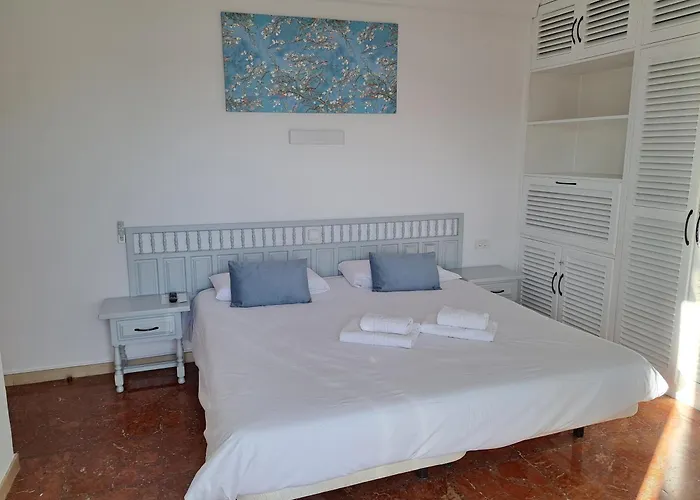 Spanish Sunrise Americas Apartment *